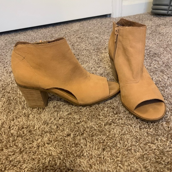 Lucky Brand Shoes - Lucky Brand Tan Peep Toe Booties